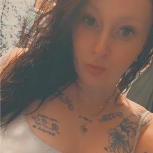 Meet your Posher, Halie
